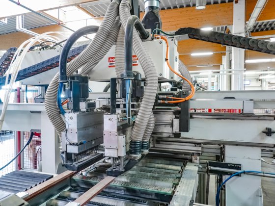 PRIESS - BMA DLS-CNC钻孔线