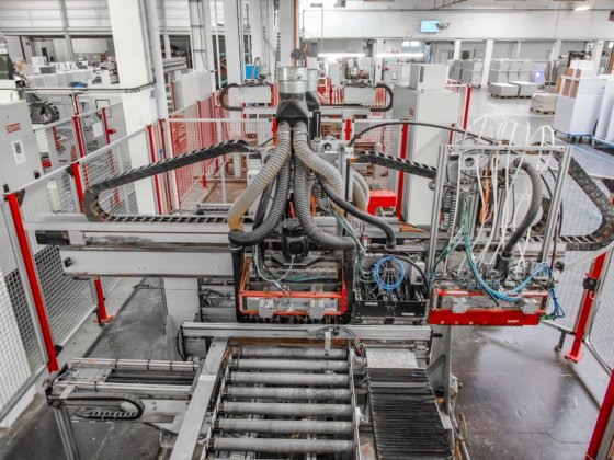 PRIESS - BMA DLS-CNC钻孔线