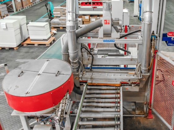 PRIESS - BMA DLS-CNC钻孔线