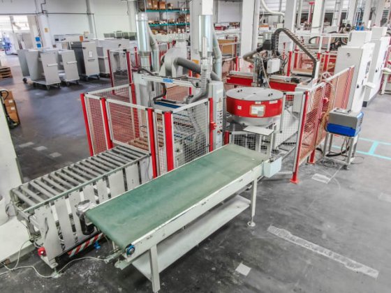 PRIESS - BMA DLS-CNC钻孔线