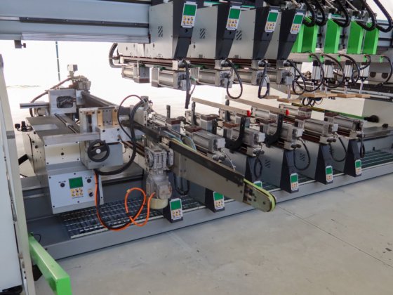 BIESSE - TECHNO FDT自动钻孔机