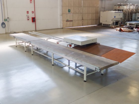 SCM - SPINNER / B板材归位