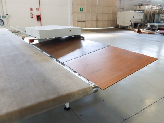 SCM - SPINNER / B板材归位