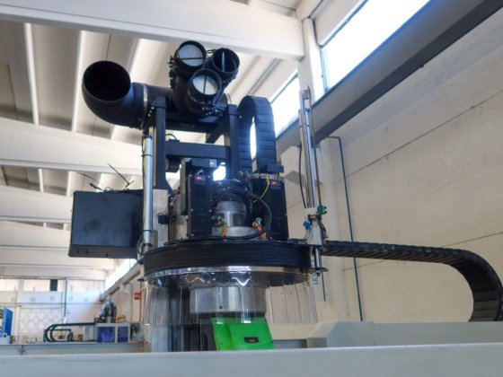 ビエッセ - ローバ C5軸加工センター