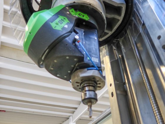 ビエッセ - ローバ C5軸加工センター