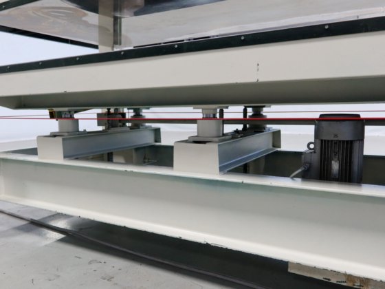 ORMA - PRESSA 3000/1300热压机