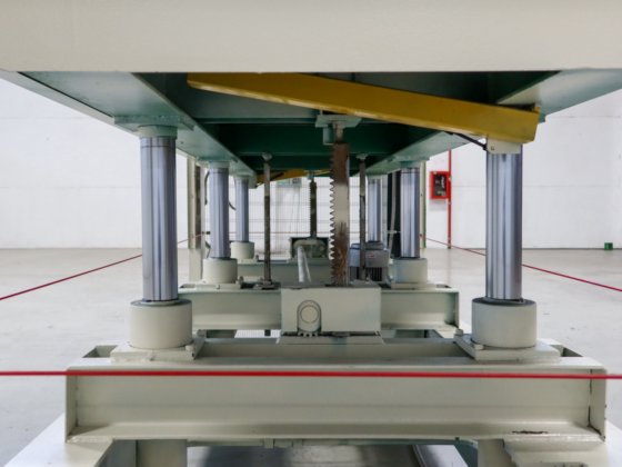 ORMA - PRESSA 3000/1300热压机