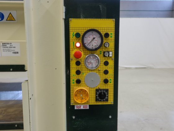 ORMA - PRESSA 3000/1300热压机