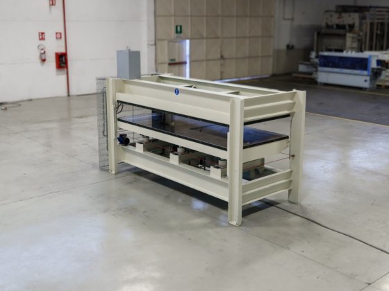 ORMA - PRESSA 3000/1300热压机