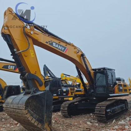 三一重工 50 吨 SY550H 大型二手挖掘机，状况良好，价格合理