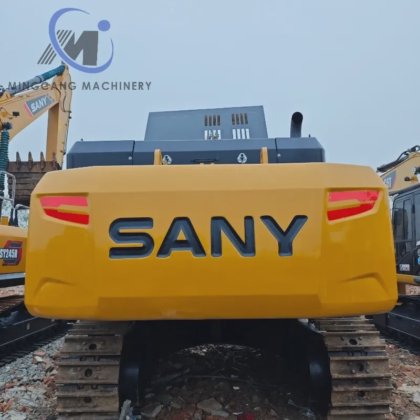 三一重工 50 吨 SY550H 大型二手挖掘机，状况良好，价格合理