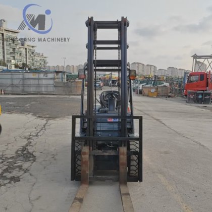 2020 年热销的高质量丰田二手 3 吨柴油叉车