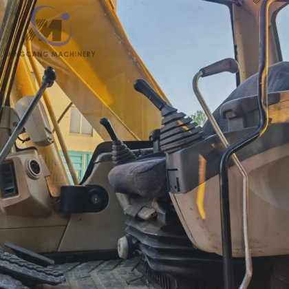 2022 日本原装二手20吨CAT卡特彼勒320C挖掘机出售