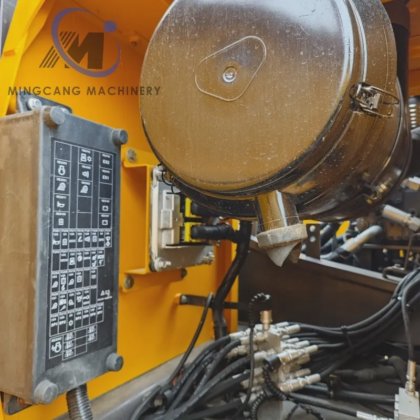 ボルボ25トン中古EC250D油圧大型ショベル