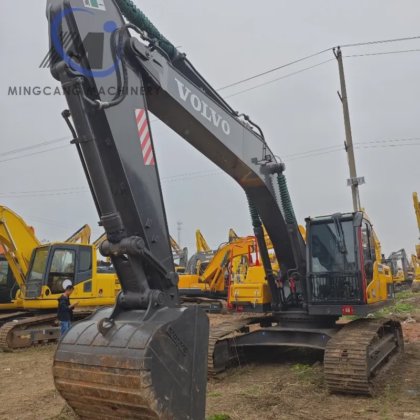 ボルボ25トン中古EC250D油圧大型ショベル