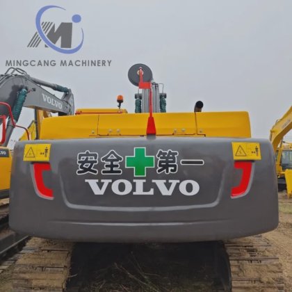 ボルボ25トン中古EC250D油圧大型ショベル