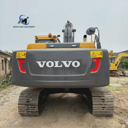 沃尔沃 EC220DL 20 吨二手原装挖掘机出售，物美价廉