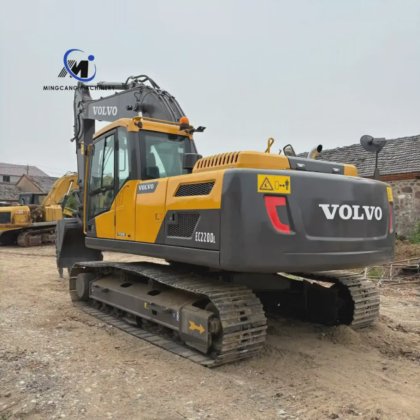 沃尔沃 EC220DL 20 吨二手原装挖掘机出售，物美价廉