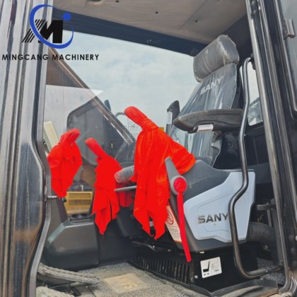 三一 SY265C 26 吨二手国产品牌挖掘机低价出售