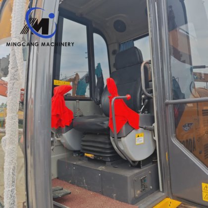 徐工 XE80DA 8 吨二手挖掘机 中国机械品质卓越