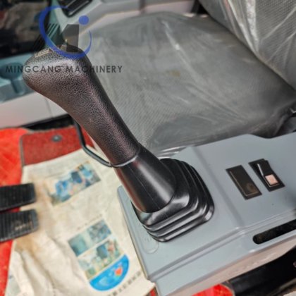 徐工集团 30 吨二手 XE305DK 重型工程机械挖掘机