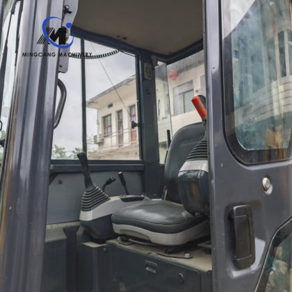 小松 4 吨 PC40 二手挖掘机，日本制造，质量上乘