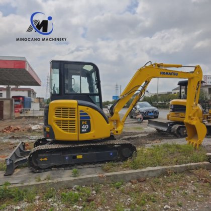 小松 4 吨 PC40 二手挖掘机，日本制造，质量上乘
