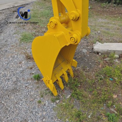 小松 4 吨 PC40 二手挖掘机，日本制造，质量上乘