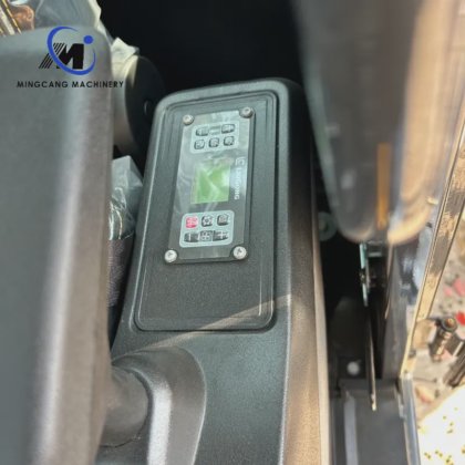 全新柳工 906F 6 吨挖掘机出售，价格公道