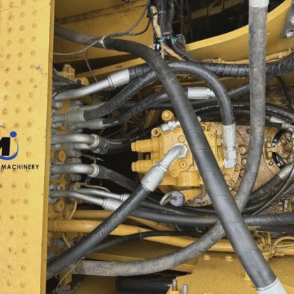 安い価格および優秀な質の販売のための幼虫 20ton 320 の大型の掘削機