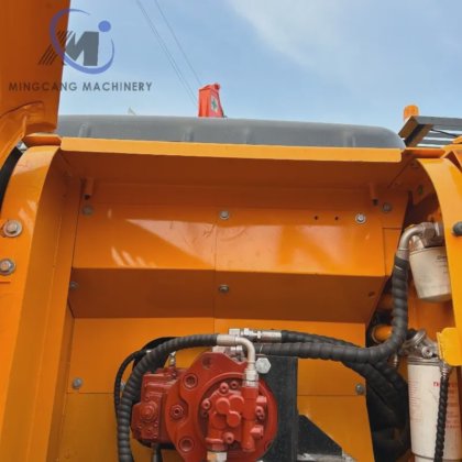 2022 二手现代 220-9S 22 吨挖掘机（适用于小型建筑工程