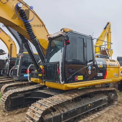 卡特彼勒二手 29 吨 329D 大型工程挖掘机