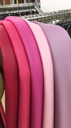 病院装置の婦人科の検査のベッドの検査のソファーのための現代ステンレス鋼の婦人科の出産椅子