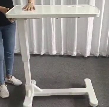 良質の調節可能な移動式ラップトップのカートの医学の看護の病院用家具患者は食事机のベッドのテーブルを食べる