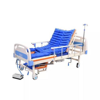 快適な病院のベッドの安い看護のベッド マットレスが付いている最もよい手動調節可能な病院用ベッド