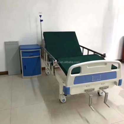 格安調整可能な 3 関数手動病院ベッド医療 3 つのクランクの販売