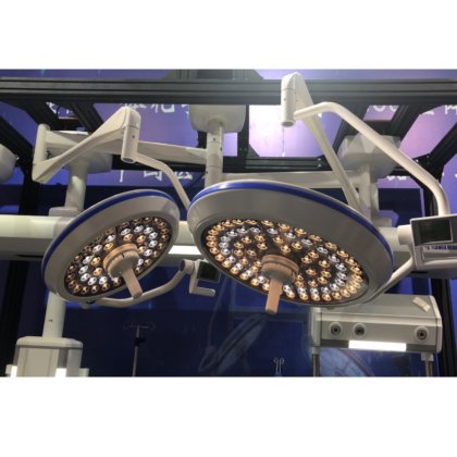 操作劇場の器械 FL720/520 は外科獣医の作動ランプを導きました