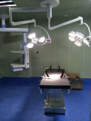 高く大きい工場価格の天井の Shadowless 作動ランプ、外科は作動ライトを導きました