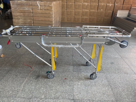 医療機器のステンレス鋼の救急車の伸張器のトロリーの忍耐強い移動のベッド