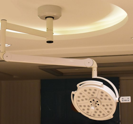 熱い Saling の単一のドームの外科天井の Shadowless 作動ライトは作動ランプを導きました