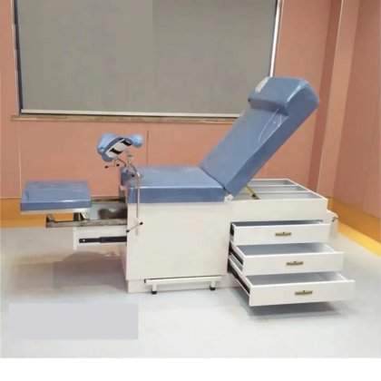 病院のための引出しが付いている多機能の婦人科の検査のテーブルの配達ベッド