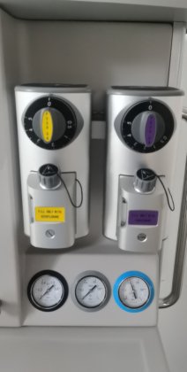 販売のための携帯用獣医の麻酔機械 獣医の使用のための単一の蒸発器の麻酔機械