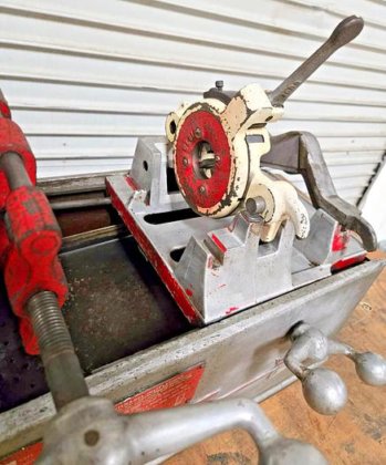 Collins Model C Pipe Threader