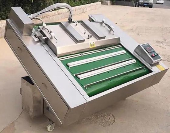 高品质鱼类零食新鲜玉米蔬菜干红薯大肉滚动连续真空包装机