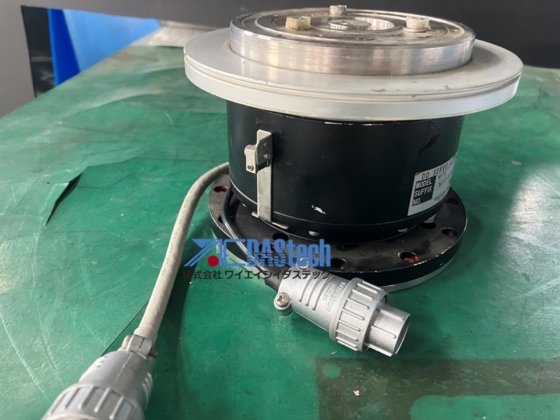 横河Θ轴电机位于下部圆盘 M11C