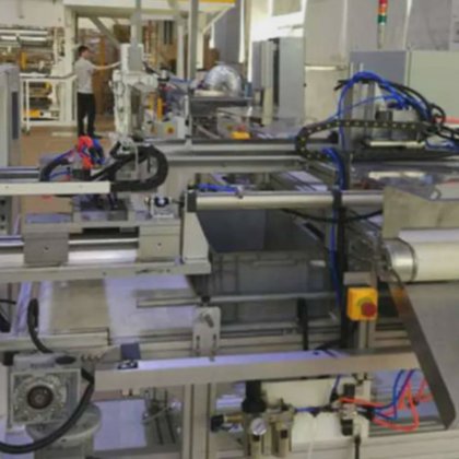 Baina 汽车挡风玻璃清洗器预成型生产线