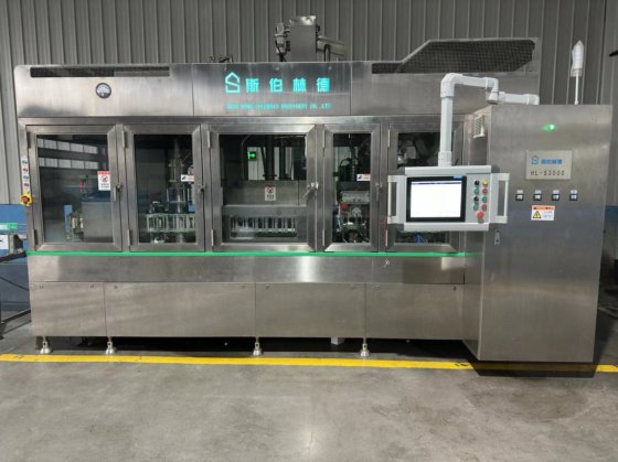 2023 全新山墙式灌装线