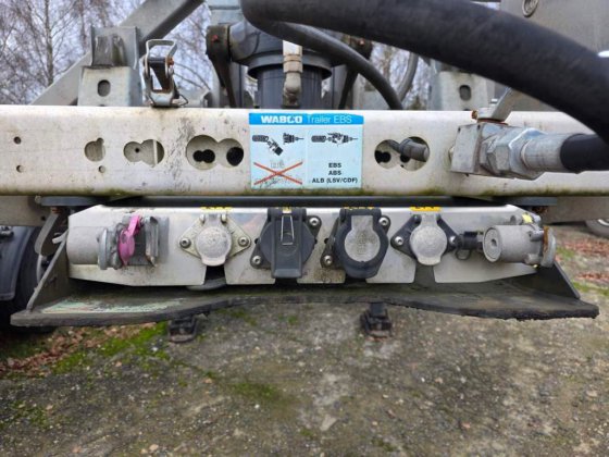 傾斜シャーシ 20"、リフト軸、収納箱 ステンレス鋼