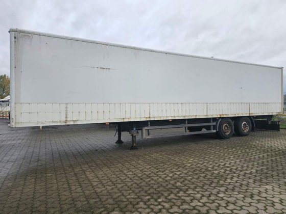 2車軸の梁付き2階建てシュピア