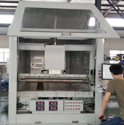 CHIPBEST 揭太阳能电池板背板设备